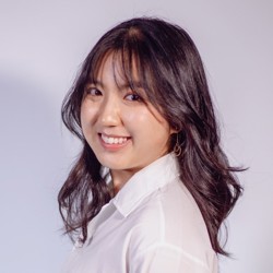 Chaninda (Holly) Dejsupa